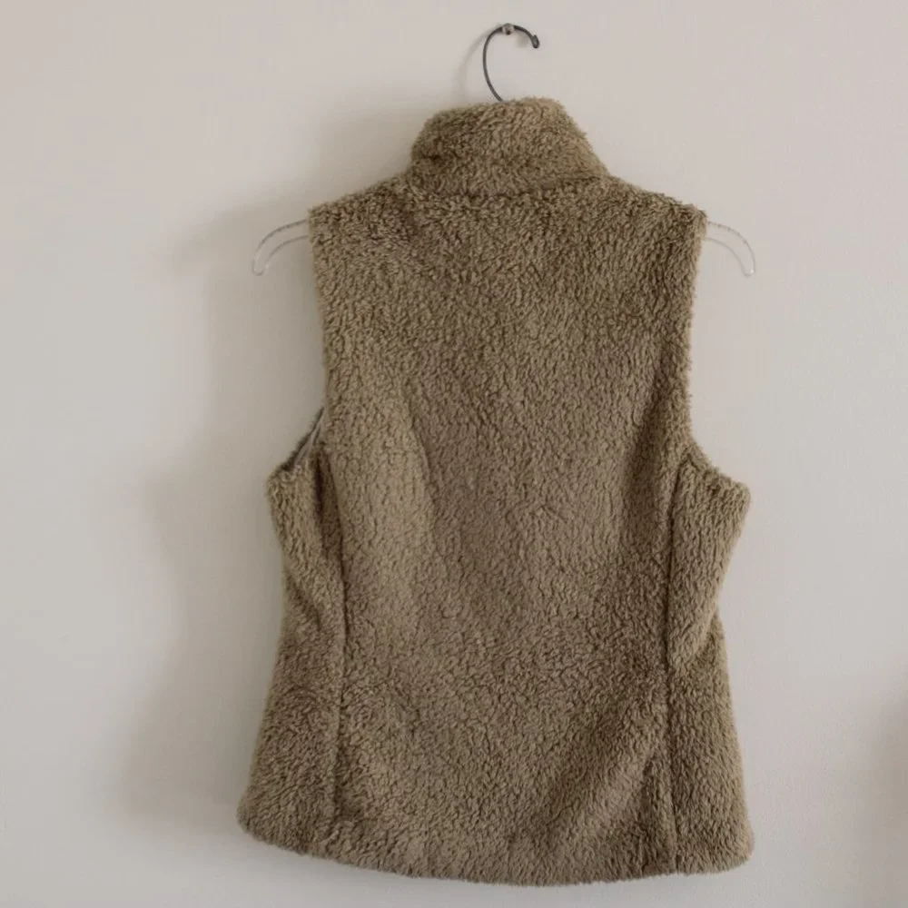 PATAGONIA Women's "Los Gatos" Full-Zip Fleece Vest - Picture 3 of 4